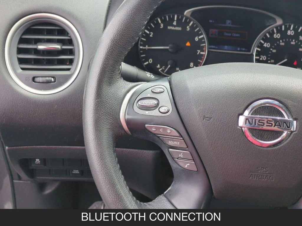 Used 2018 Gray Nissan SV image 17