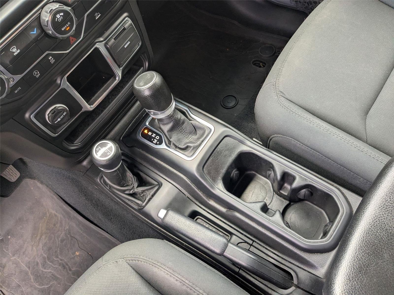 Used 2022 Sting-Gray Clearcoat Jeep Unlimited Willys Sport image 18