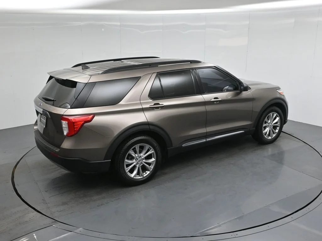 Used 2021 Gray Ford XLT image 39
