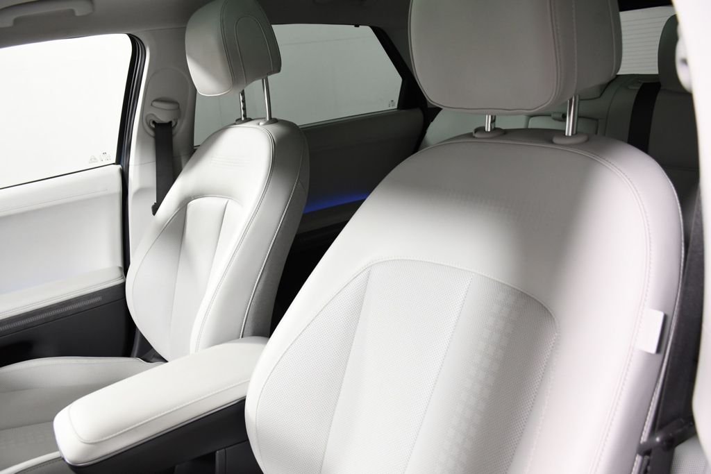 Used 2024 Lucid Blue Hyundai Limited image 17