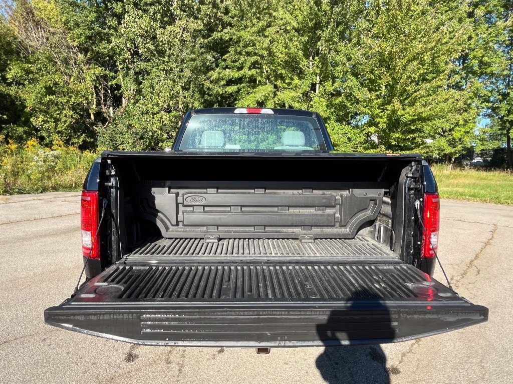 Used 2016 Black Ford XL image 1