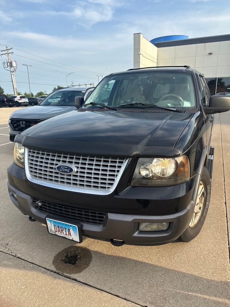 Used 2004 Black Ford XLT image 6