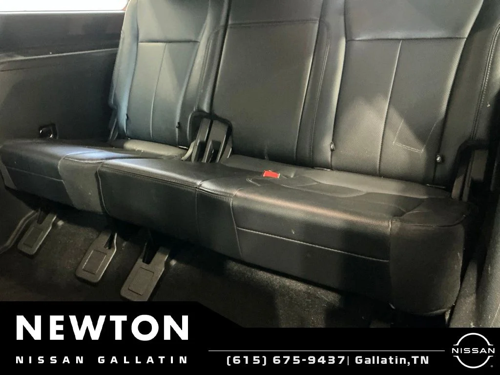 Used 2021 Rapid Red Metallic Tinted Clearcoat Ford XLT image 12