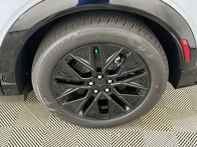 New 2026 Gray Ford Premium image 22