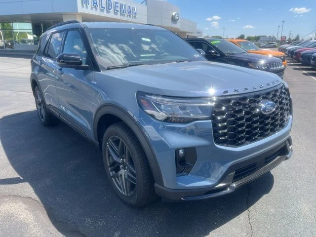New 2026 Vapor Blue Metallic Ford ST-Line image 3