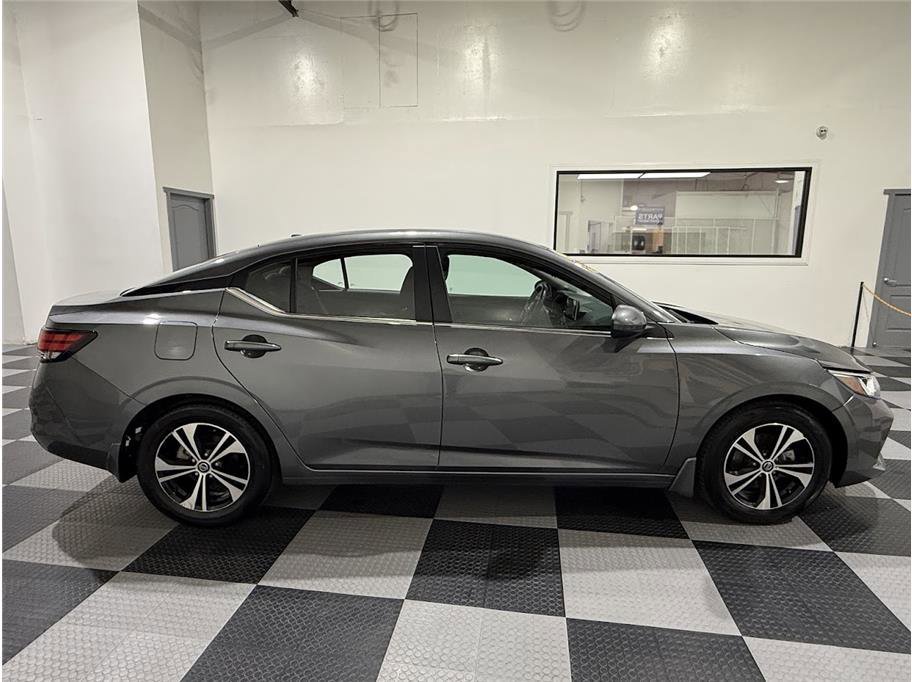 2023 Nissan Sentra SV photo 4