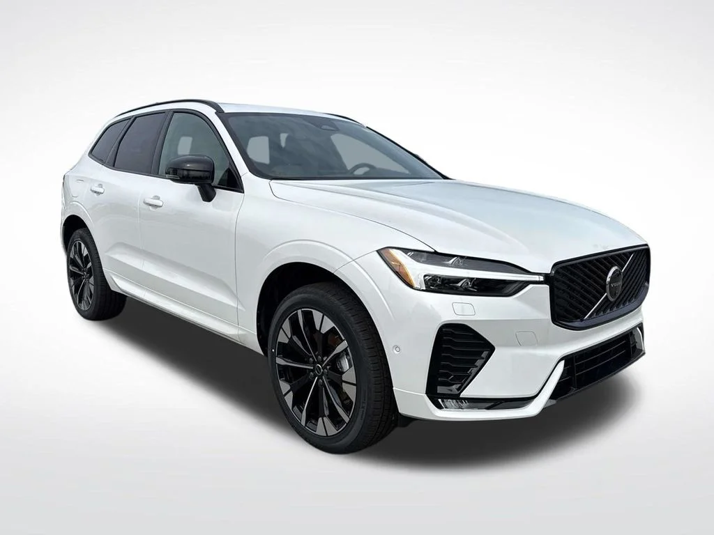 2026 Volvo XC60 B5 Plus