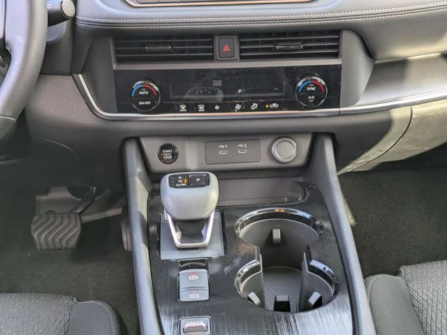 New 2026 Everest White Pearl TriCoat Nissan SV image 21