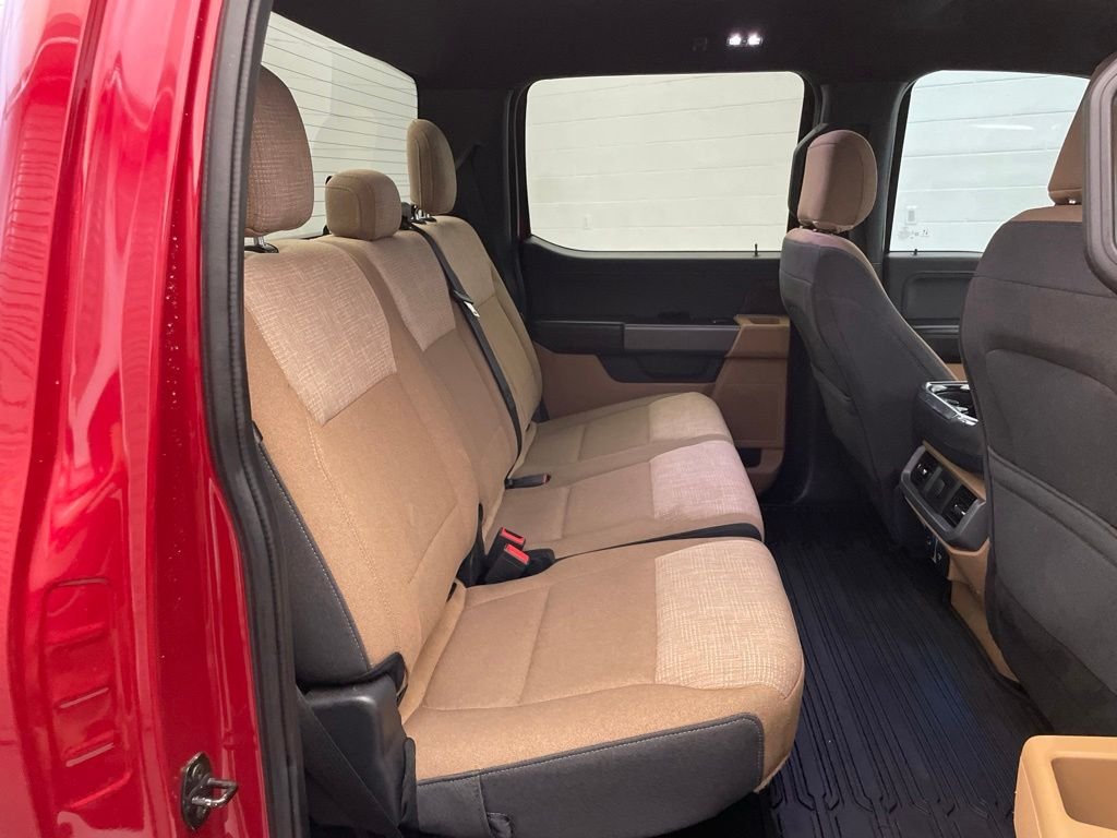 Used 2021 Red Ford XLT image 27