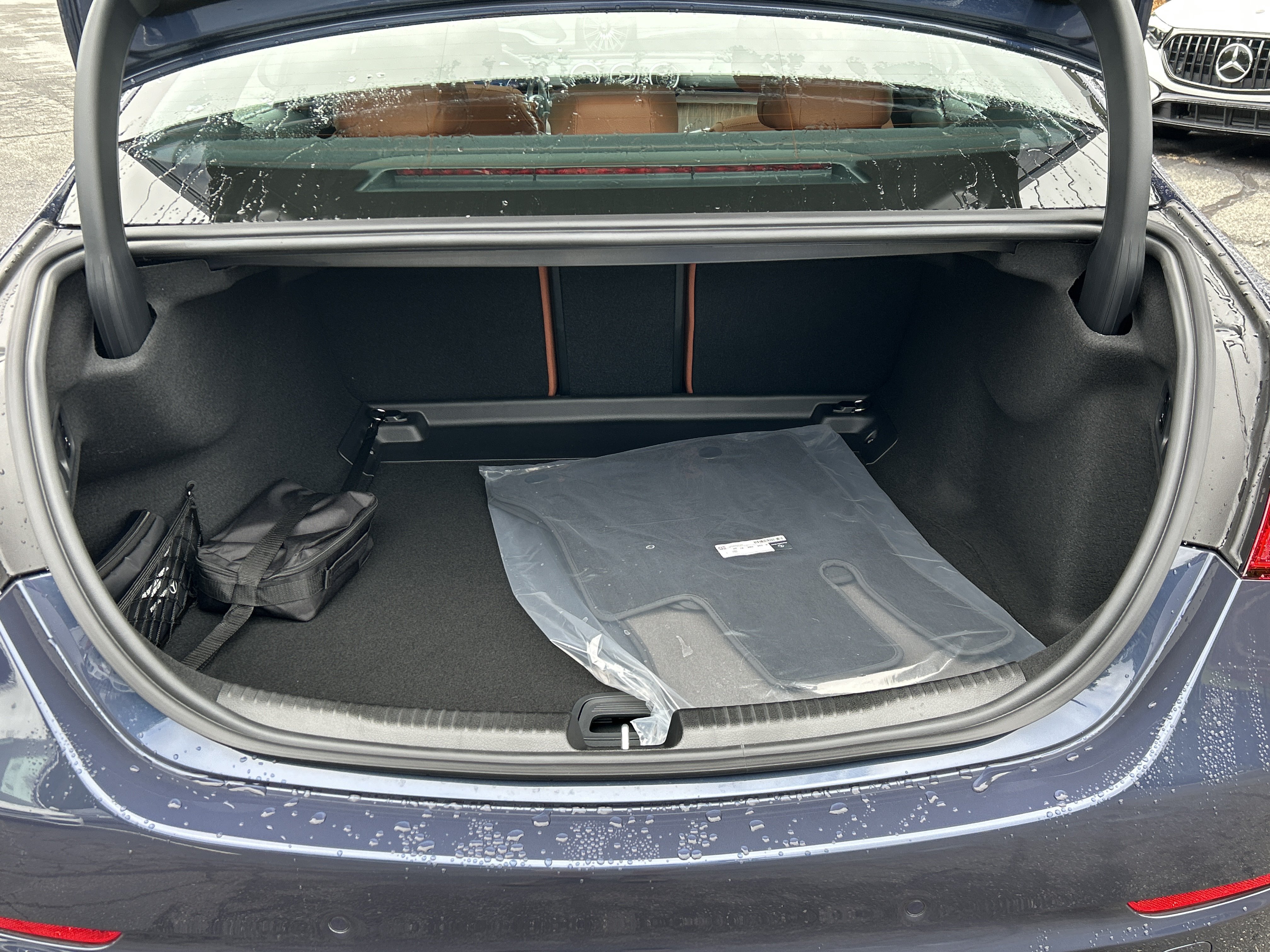 New 2026 Twilight Blue Metallic Mercedes-Benz C 300 4MATIC® Sedan image 9