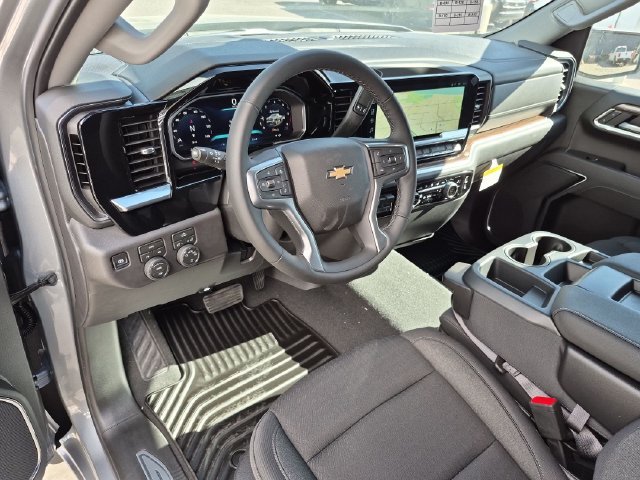 2026 Chevrolet Silverado 1500 LT - Photo 10