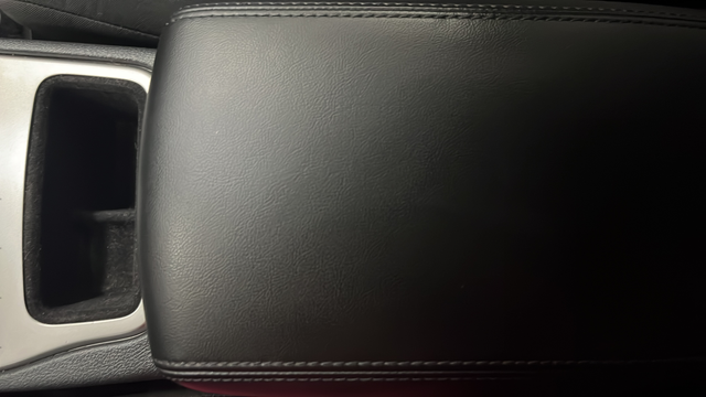 Used 2019 Velvet Red Pearlcoat Jeep Laredo E image 19