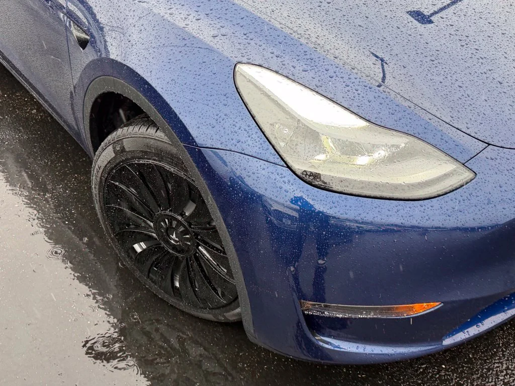 Used 2023 Tesla Model Y Long Range with VIN 7SAYGDEE6PF928470 for sale in Kirkland, WA