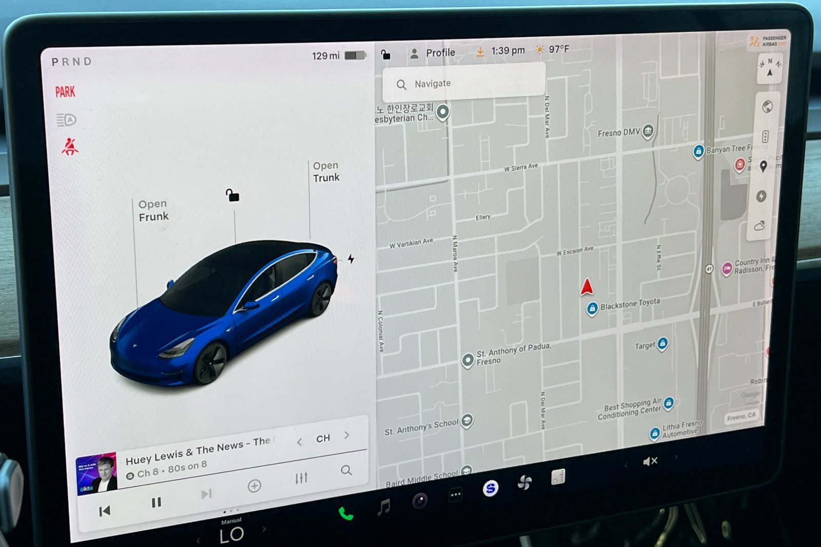 Used 2020 Deep Blue Metallic Tesla Standard Range Plus image 18