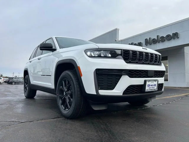 New 2026 Bright White Clearcoat Jeep Altitude image 16