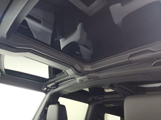 2025 GMC HUMMER EV 3X - Photo 36