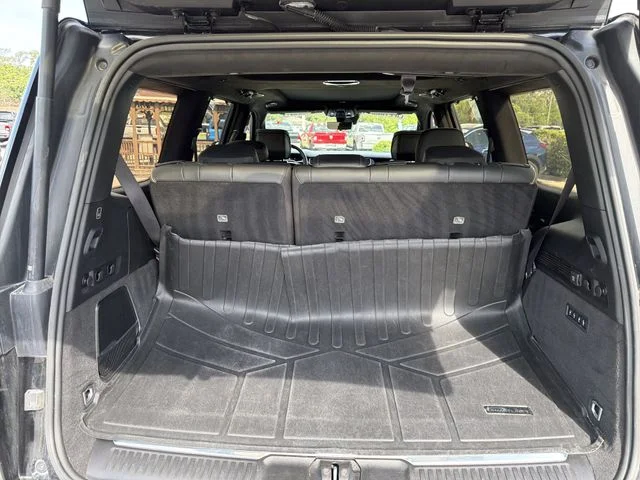 Used 2023 Black Jeep Series III image 10