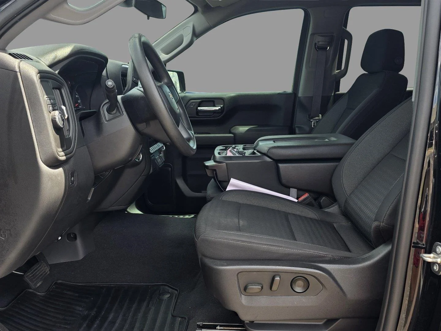 Used 2023 Black Chevrolet Custom image 21