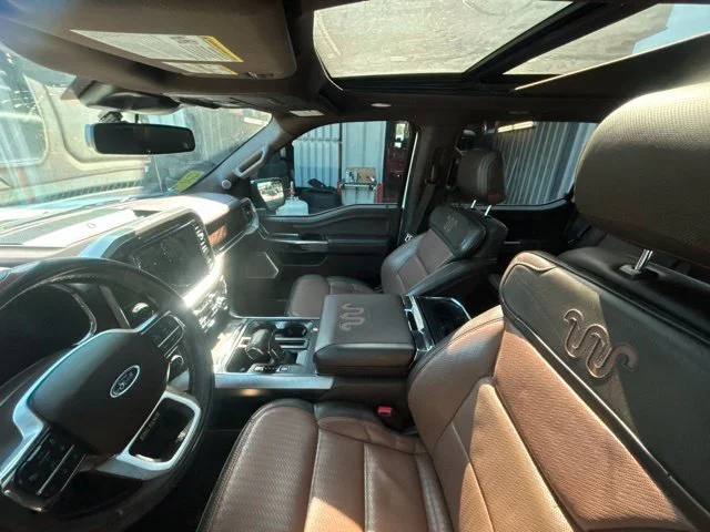 Used 2022  Ford King Ranch image 4