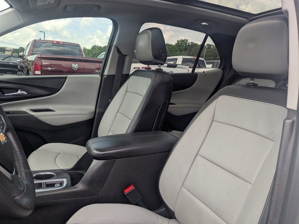 Used 2018 Summit White Chevrolet Premier image 16