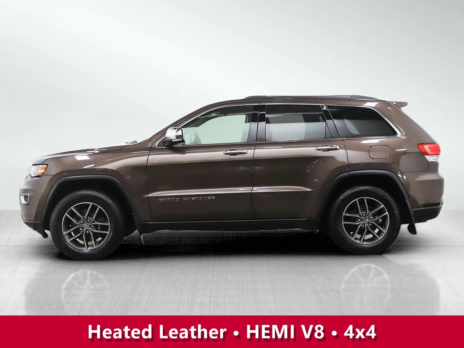 Used 2018 Jeep Grand Cherokee Limited with VIN 1C4RJFBT1JC298248 for sale in Burnsville, Minnesota