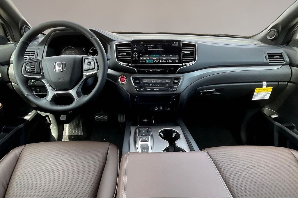 New 2026 Crystal Black Pearl Honda RTL image 5