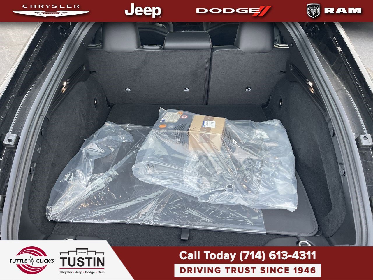 New 2026 Diamond Black Crystal Pearlcoat Dodge R/T Plus image 27