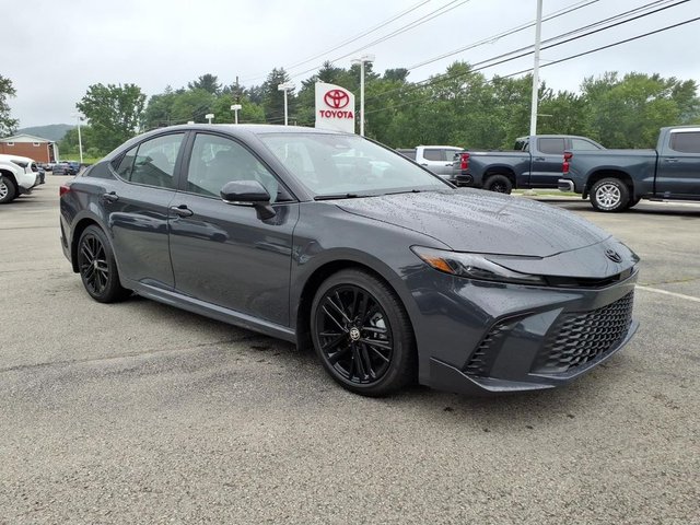 2026 Toyota Camry Hybrid SE