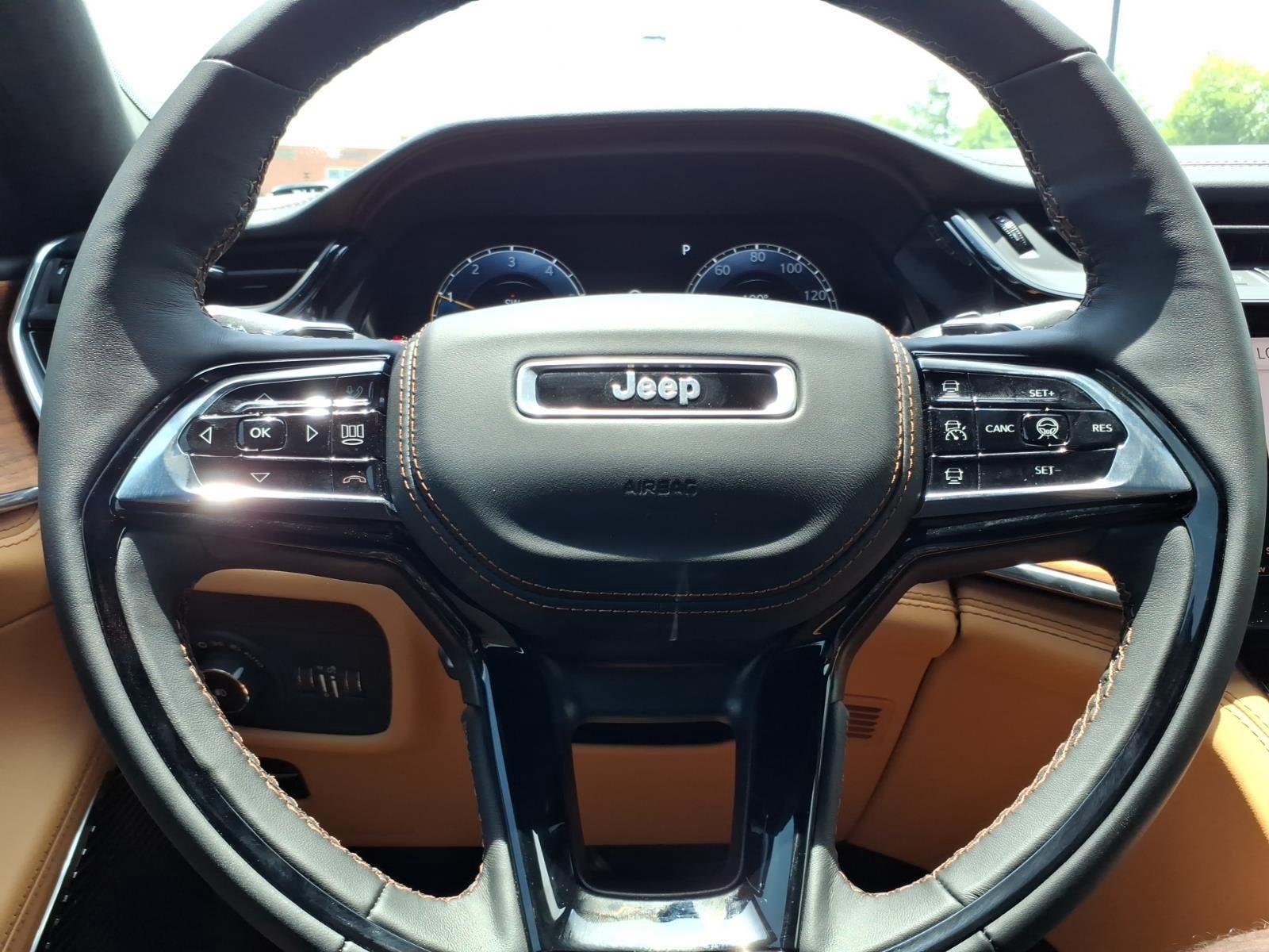 Used 2026 Bright White Clearcoat Jeep Summit image 28