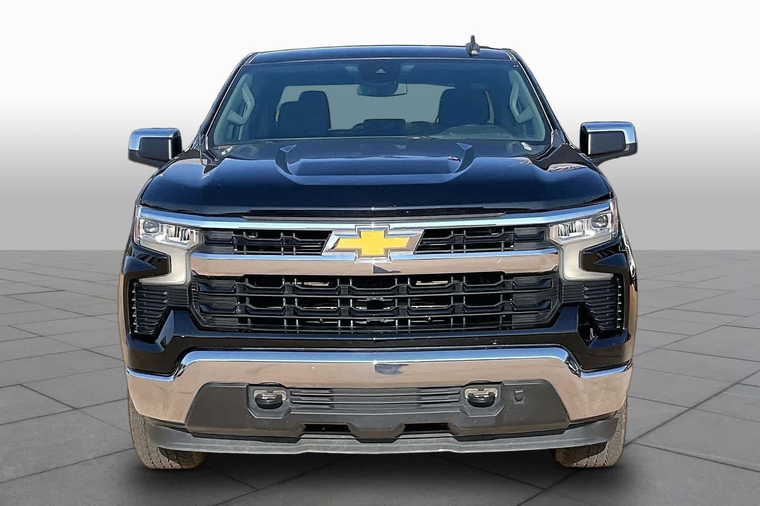 Used 2023 BLACK Chevrolet LT image 5
