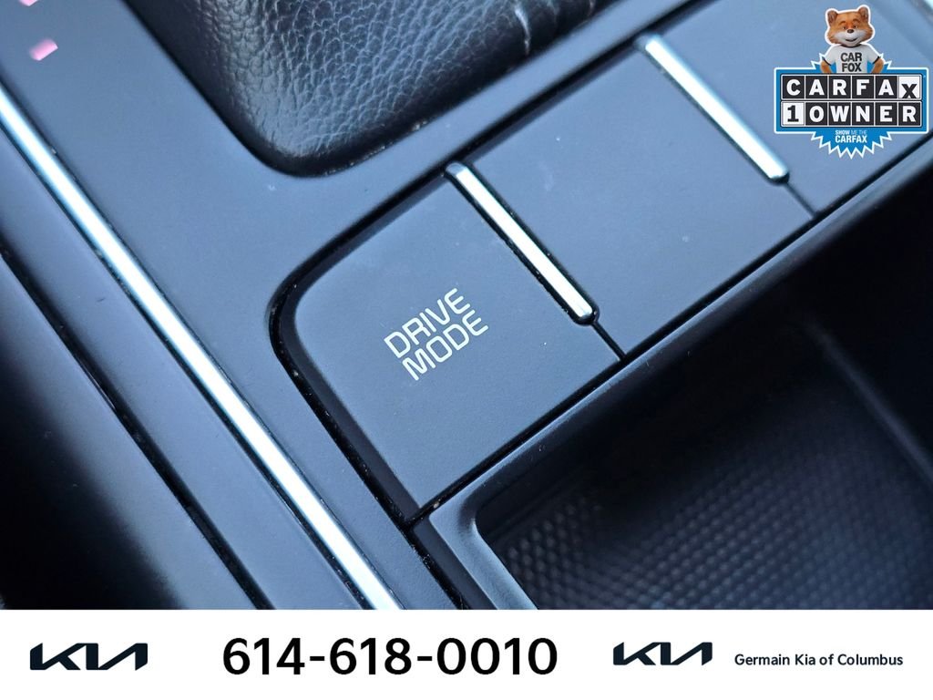 Used 2020 Red Kia LX image 30