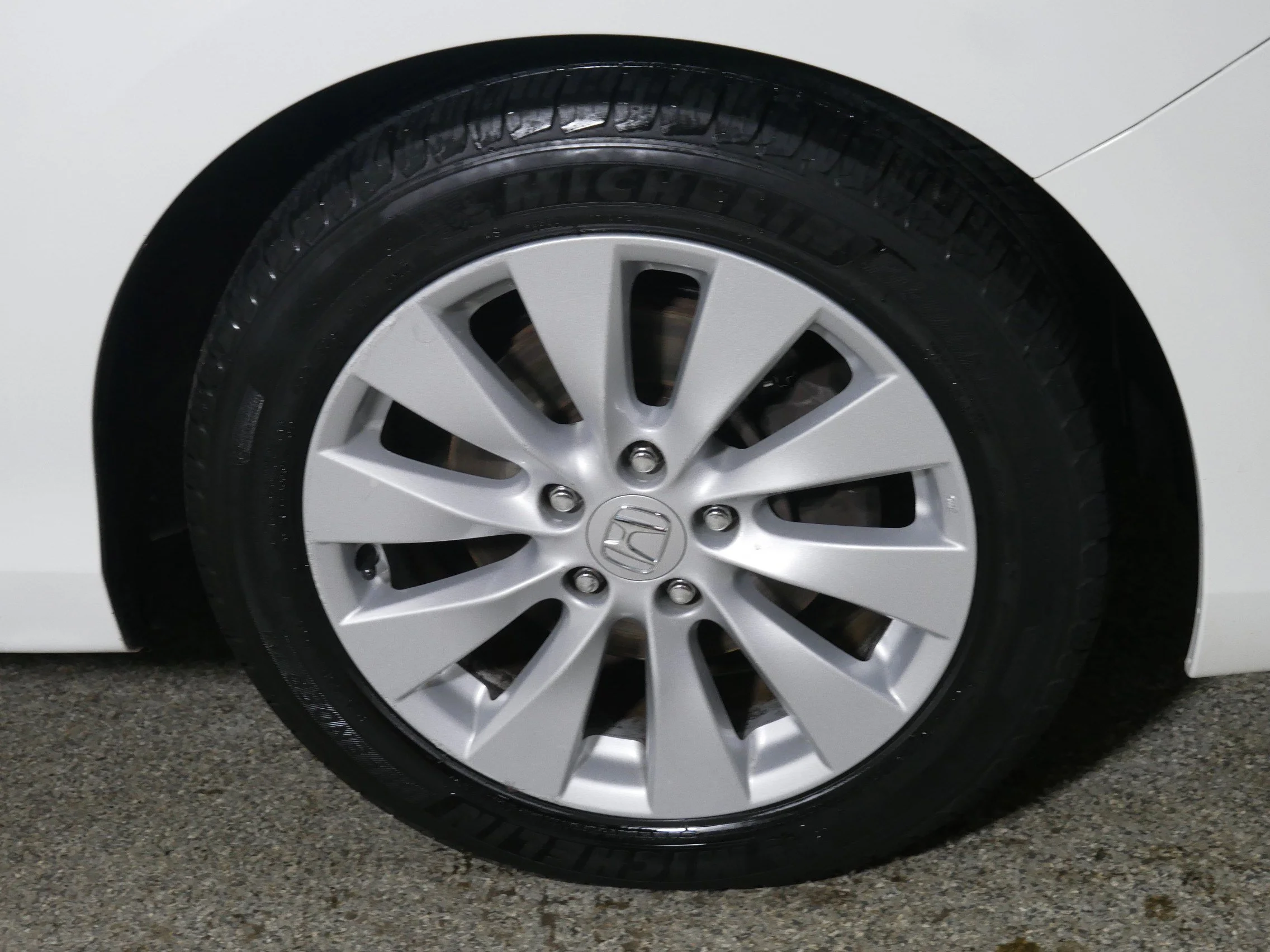 Used 2014 White Orchid Pearl Honda EX-L image 15
