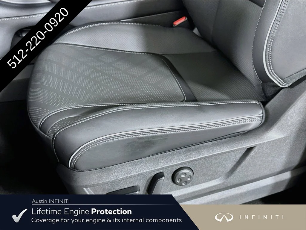 New 2027 Silver INFINITI LUXE image 24
