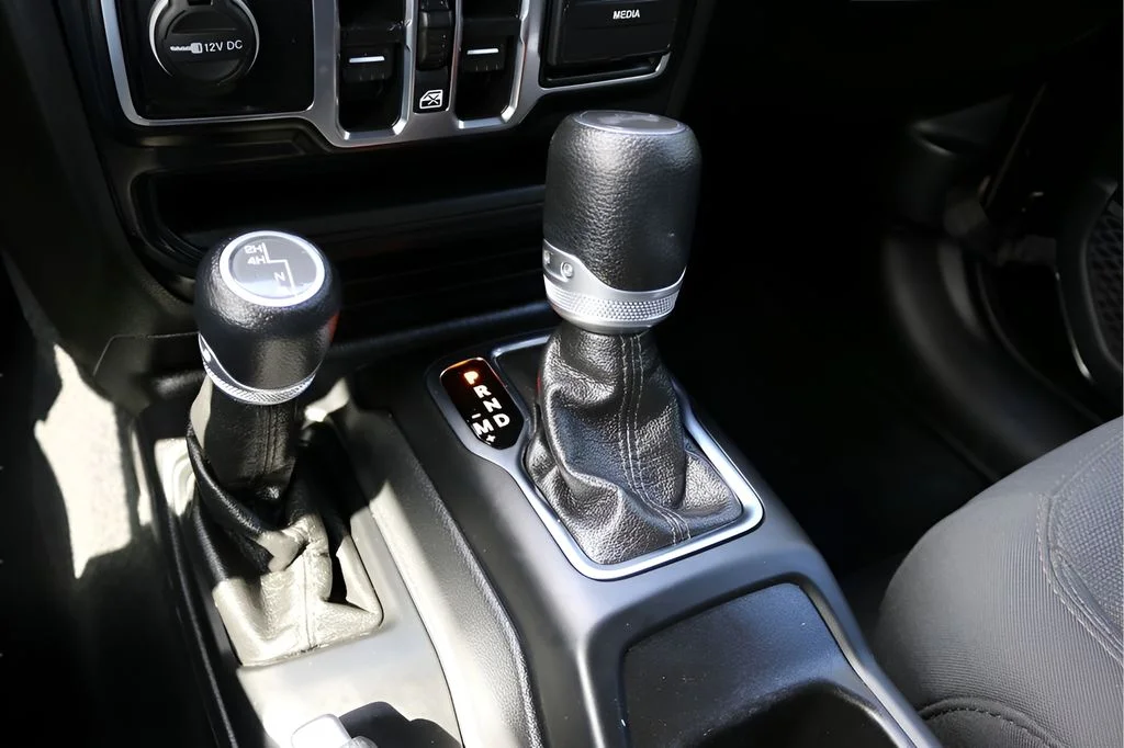 Used 2021 Black Jeep Unlimited Sport S image 25