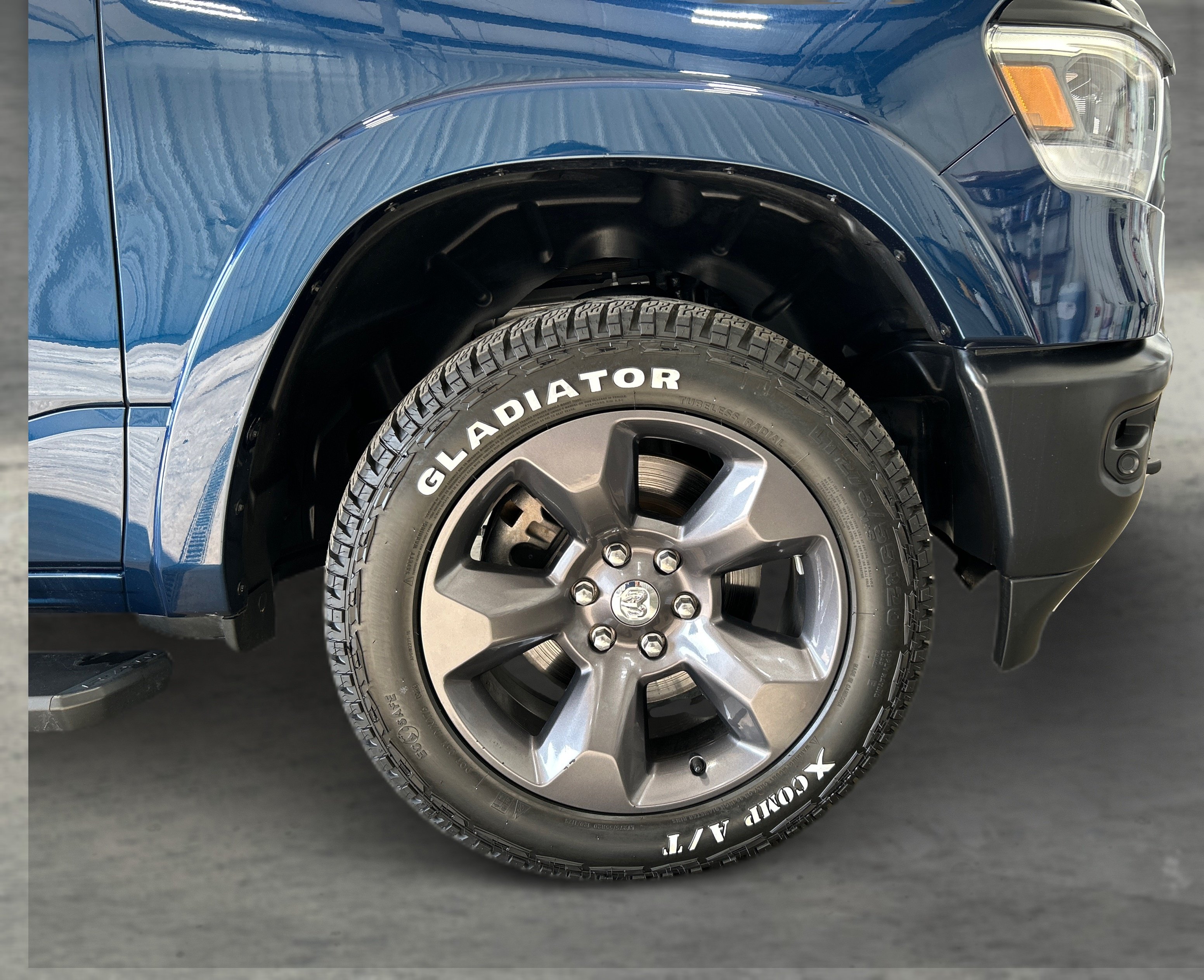 Used 2020 Blue Ram Big Horn/Lone Star image 23