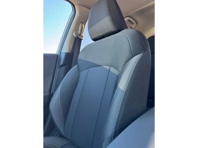 New 2026 CRYSTAL WHITE PEARL Subaru Premium image 30