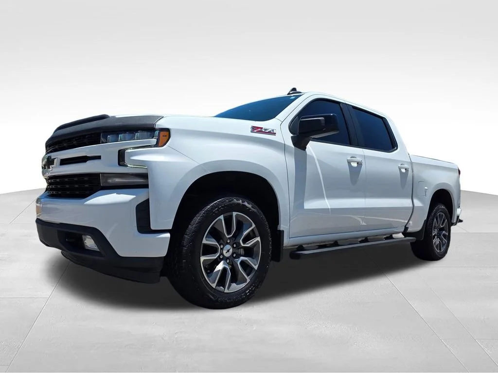 Used 2022 Summit White Chevrolet RST image 37