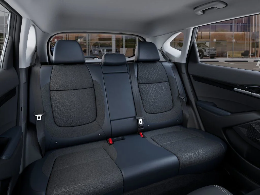 2025 Kia Seltos S - Photo 16