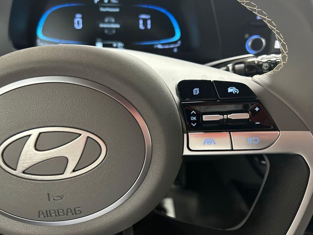 2025 Hyundai Elantra SEL - Photo 26