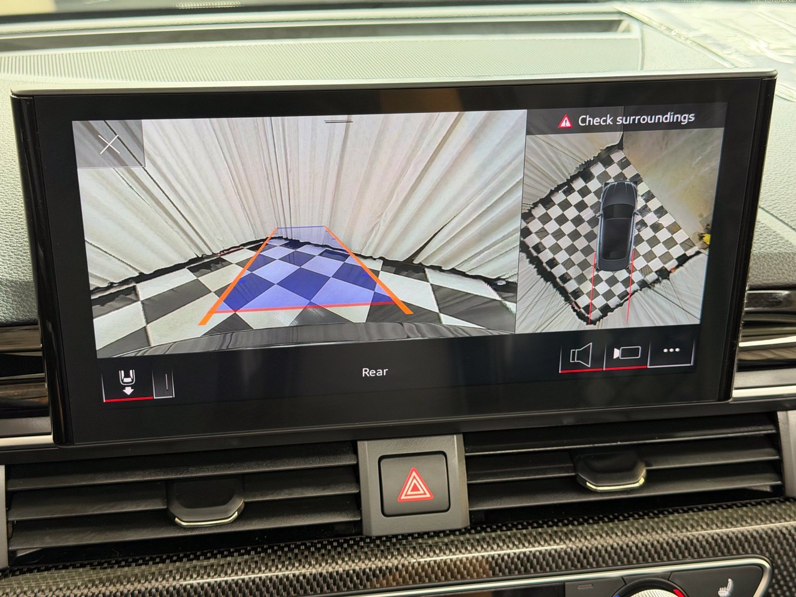 Used 2024  Audi 3.0T Premium Plus image 21