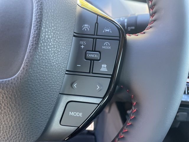 New 2026 Wind Chill Pearl <sup>1</sup> Toyota  SE image 21