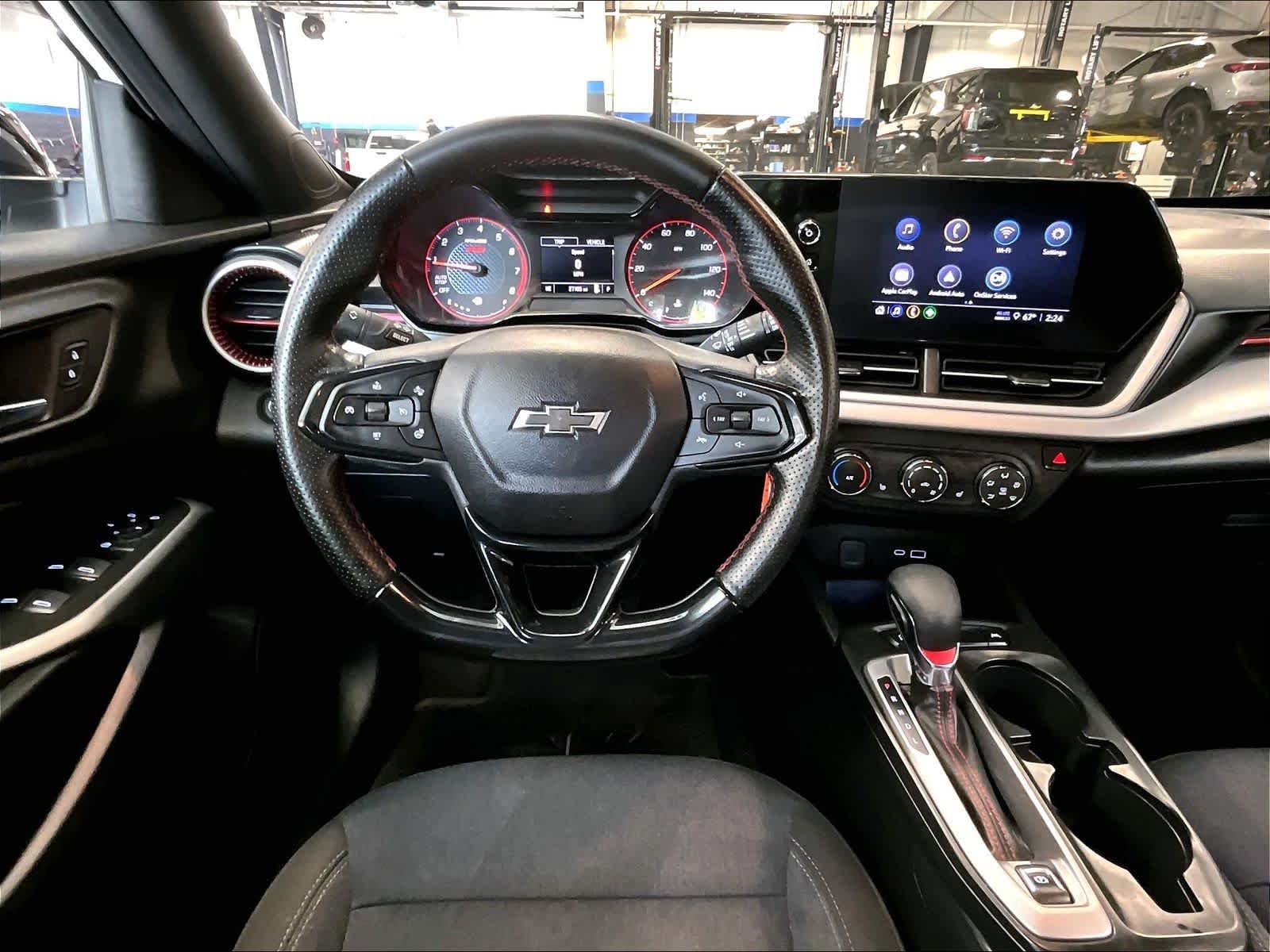 2024 Chevrolet Trax RS - Photo 18