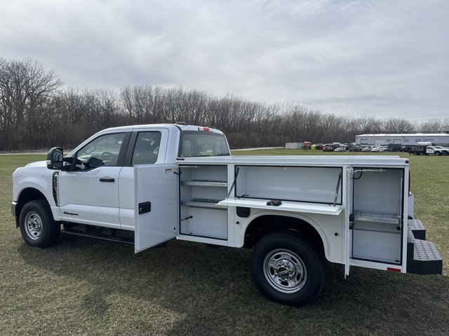 New 2026 Oxford White Ford F-350® XL image 2