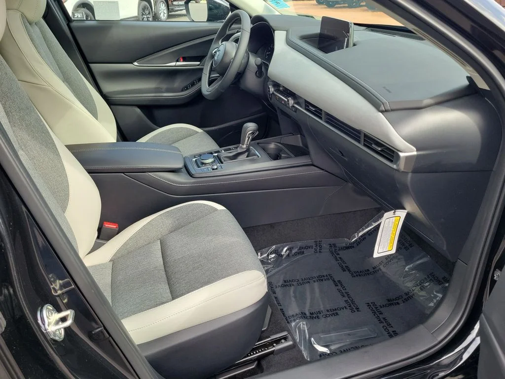 2026 Mazda CX-30 Aire Edition - Photo 14