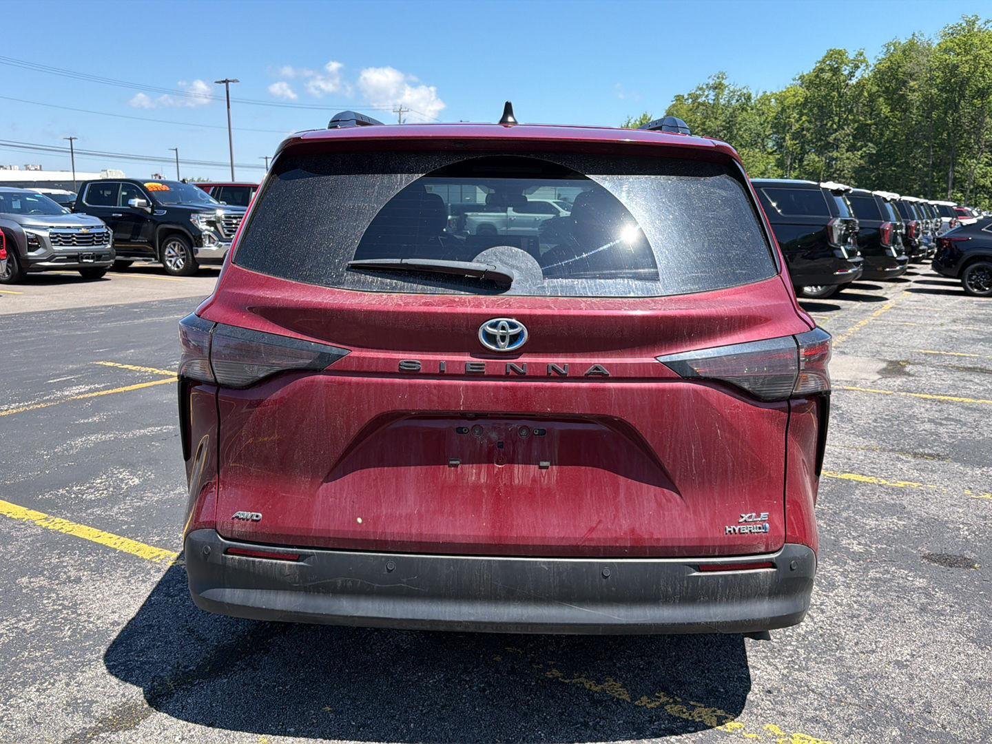 Used 2023 Ruby Flare Pearl Toyota XLE image 9