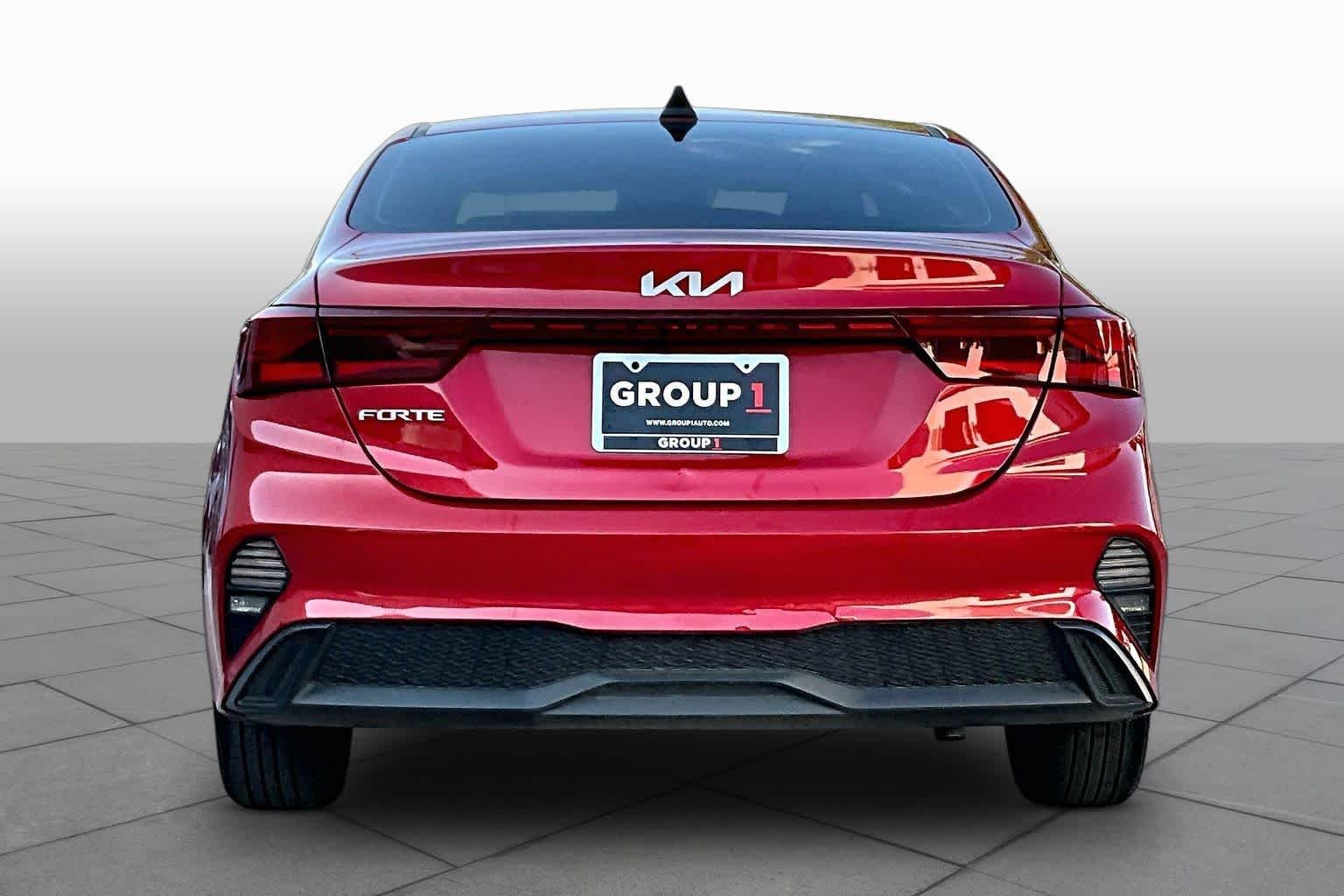 Pre-Owned 2024 Kia Forte LXS