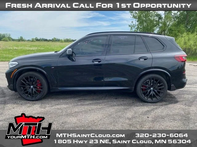Used 2022 Black BMW M50i image 5