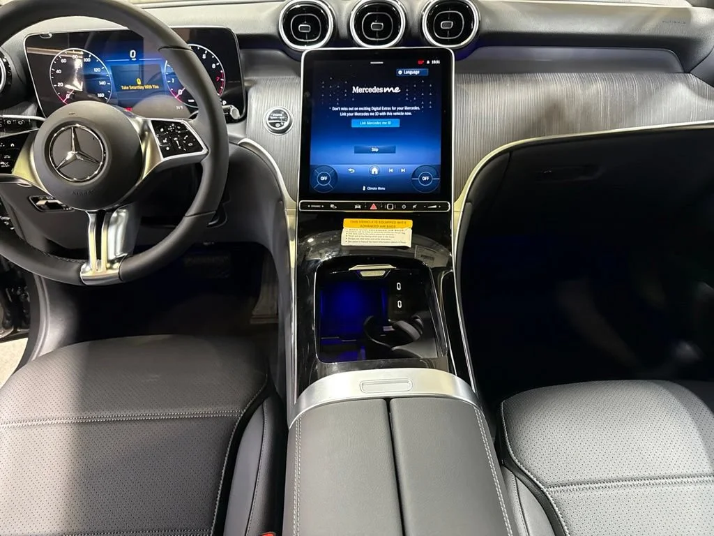 New 2027 Graphite Grey Metallic Mercedes-Benz GLC 300 image 18