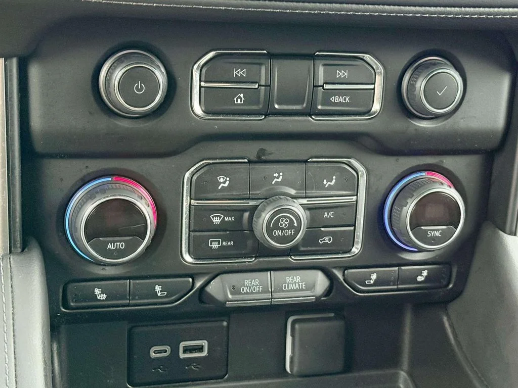 Used 2024 Red Chevrolet Z71 image 24