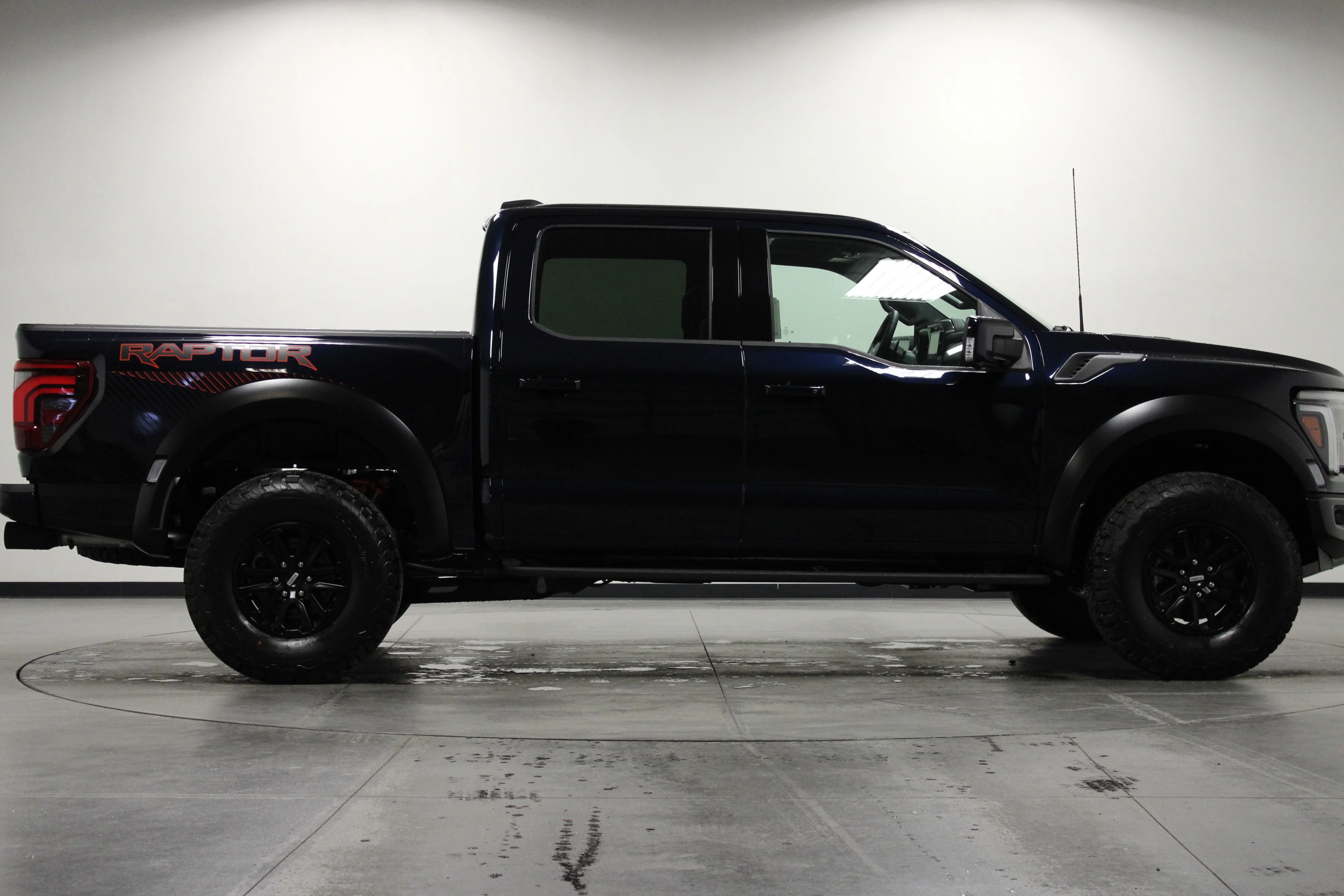 Used 2025 Antimatter Blue Metallic Ford Raptor image 3